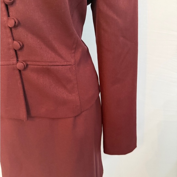 Rampage Vintage Burgundy Skirt Suit - Size 11 - Picture 3 of 7
